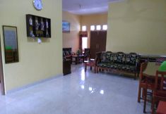 Common Space 4 Arga Guesthouse Syariah