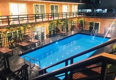 สระว่ายน้ำ 7 Resort M - MRT Huai Kwang