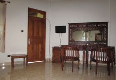 Bedroom 6 Puri Eling Homestay & Villa by Desa Wisata Blimbingsari