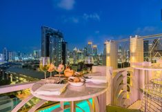 バー、カフェ、およびラウンジ 3 Akara Bangkok