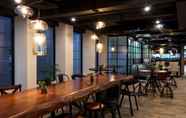 Restoran 6 S Loft Manado