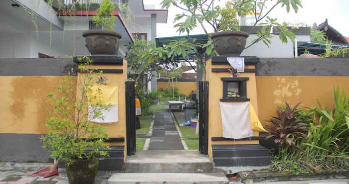 Lobby Sanata Yoga Guest House