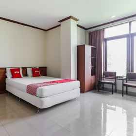 OYO 3759 Delima Guest House Syariah 1, Hotel Banjar Fried Chicken