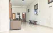 Lobby 2 Clean Room at Ndalem Batik Guest House