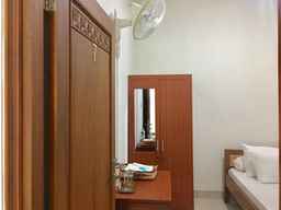 Clean Room at Ndalem Batik Guest House