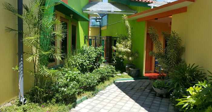 Exterior Latansa Homestay Syariah