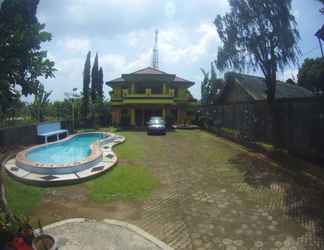 Bangunan 2 Villa Happy Puncak