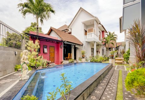 สระว่ายน้ำ OYO 90121 De Pavilla Homestay