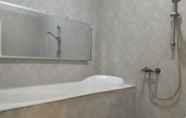 In-room Bathroom 7 Taman Kerti Residence