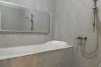 In-room Bathroom Taman Kerti Residence