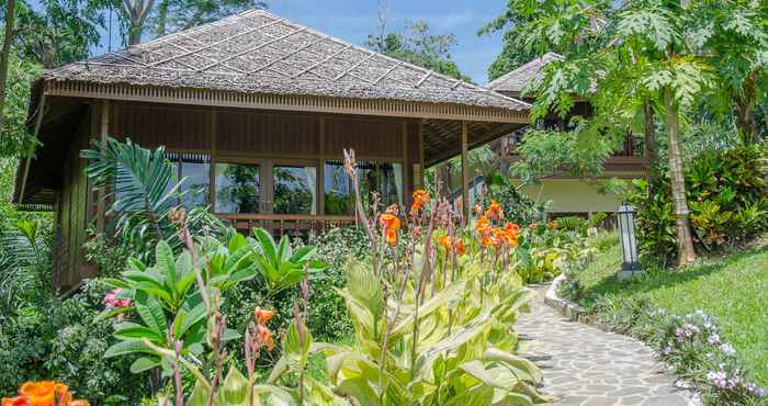 Exterior Bunaken Oasis Dive Resort and Spa