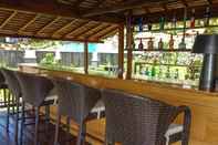 Bar, Cafe and Lounge Bunaken Oasis Dive Resort and Spa