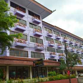 Premier Nakhon Si Thammarat1 , 飯店ท่าน้ำศรีชัน