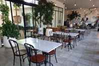 Lobi Lovinalife Room & Cafe 