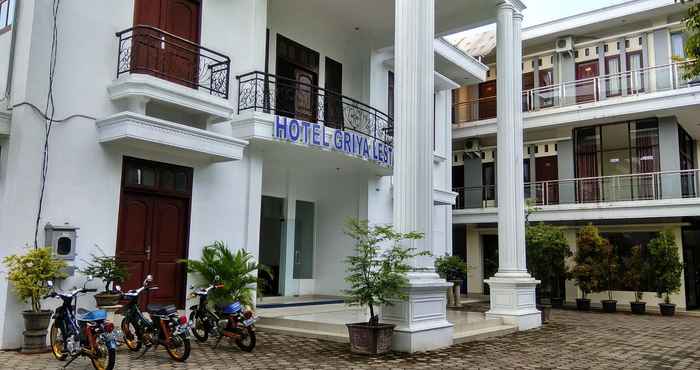 ภายนอกอาคาร Hotel Griya Lestari Pati