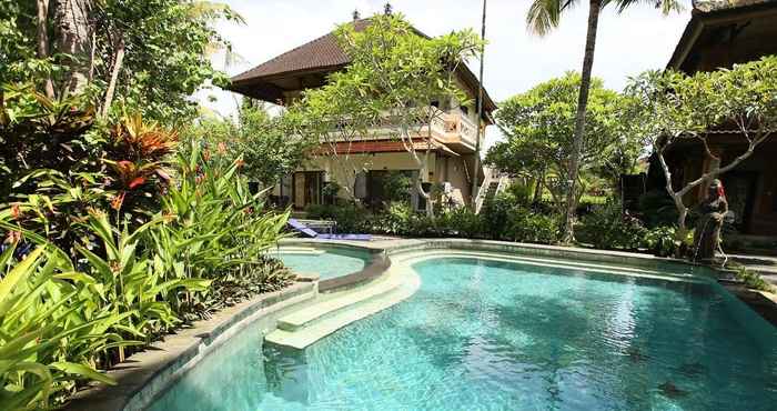 Lobi Desa Atas Awan Eco-Boutique Hotel