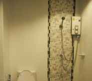 Toilet Kamar 7 D-Sabai Residence