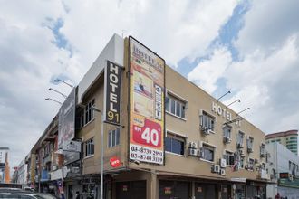 Exterior 4 OYO 91127 Hotel 9 @ Kajang Town