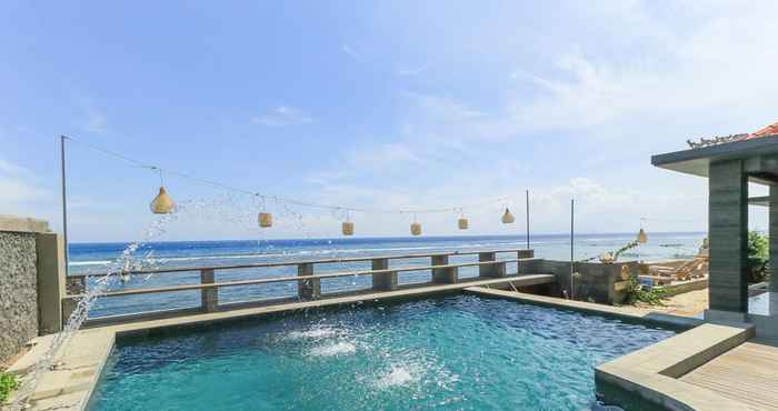 Kolam Renang Waterside Inn Nusa Penida