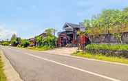 Bangunan 7 SPOT ON 92399 Hotel Sekar Jagat  Near Pantai Baluk Rening