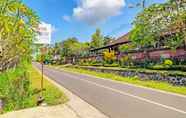 Bangunan 4 SPOT ON 92399 Hotel Sekar Jagat  Near Pantai Baluk Rening