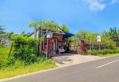Exterior 6 SPOT ON 92399 Hotel Sekar Jagat  Near Pantai Baluk Rening