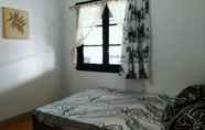 Bedroom 2 Lippo Carita - Beach Front