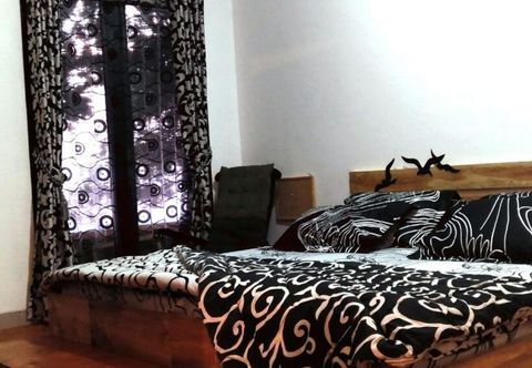 Bedroom Lippo Carita - Beach Front