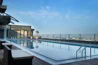 Swimming Pool Four Points by Sheraton Makassar
