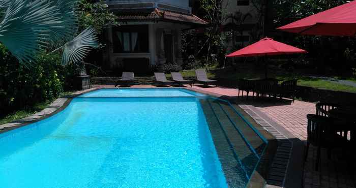 Kolam Renang Panorama Hotel