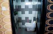 Toilet Kamar 7 The Colorville