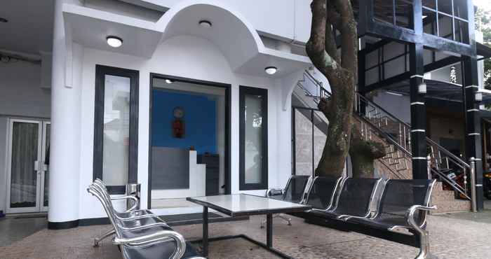 Lobi Sky Inn Pasar Minggu 1 Jakarta