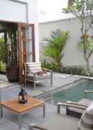 SWIMMING_POOL Villa Temuan 