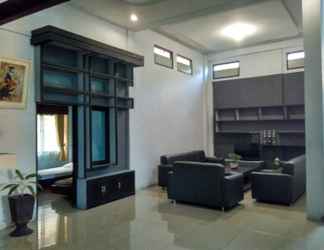 Lobby 2 OYO 3501 Wisma Ghemilang