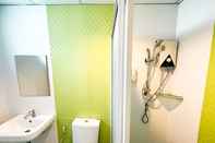 Toilet Kamar The Island Resort