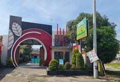 Exterior 6 OYO 90831 Hotel Gardenia Prambanan
