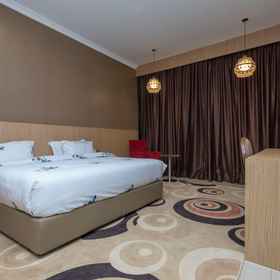 Hotel Holmes GP by Holmes Hotel 1, Hotel Restoran padang bundo kanduang