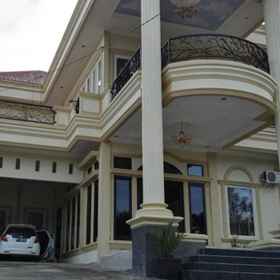 Angela Homestay Manado 1, Hotel SMAN 9 Binsus
