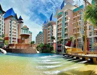 Kolam Renang 2 Grand Caribbean Condo by Somphong