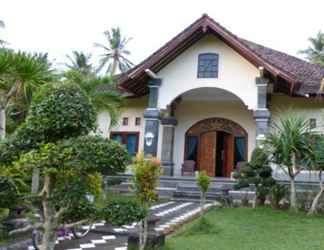 Exterior 2 Wayan Tribawa Homestay by Desa Wisata Blimbingsari