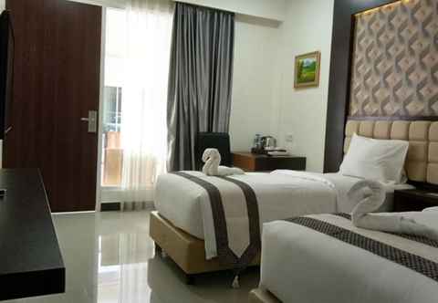 Bedroom Sindoro Hotel Cilacap by Conary