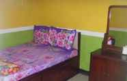 Kamar Tidur 6 Full House 2 Bedroom at Cahyo Homestay