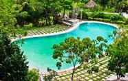 Swimming Pool 2 Damires Hills Tierra Verde Leisure Farm