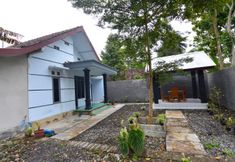 Exterior 2 Clean Room at Homestay Graha Asri 
