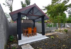 Exterior 7 Clean Room at Homestay Graha Asri 