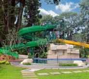 Swimming Pool 3 Concordia Hotel Bumi Sangkuriang Bandung