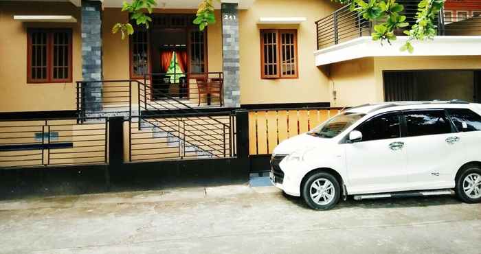 Exterior Low-Cost Room at Kenanga Homestay Jogja