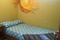 Bedroom Losmen Setia Kawan