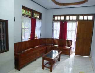 Lobby 2 Nyoman Sudirman Homestay by Desa Wisata Blimbingsari