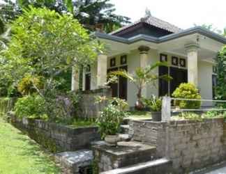 ภายนอกอาคาร 2 Gede Setiabudhi Homestay by Desa Wisata Blimbingsari